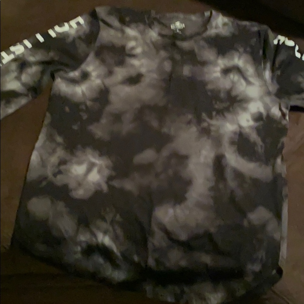 Men’s long sleeved shirt